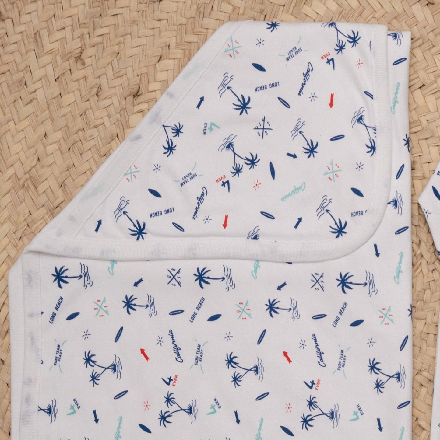 طقم السبوع والمستشفى قطن مع كوفرته طبقتين لحديث الولادة