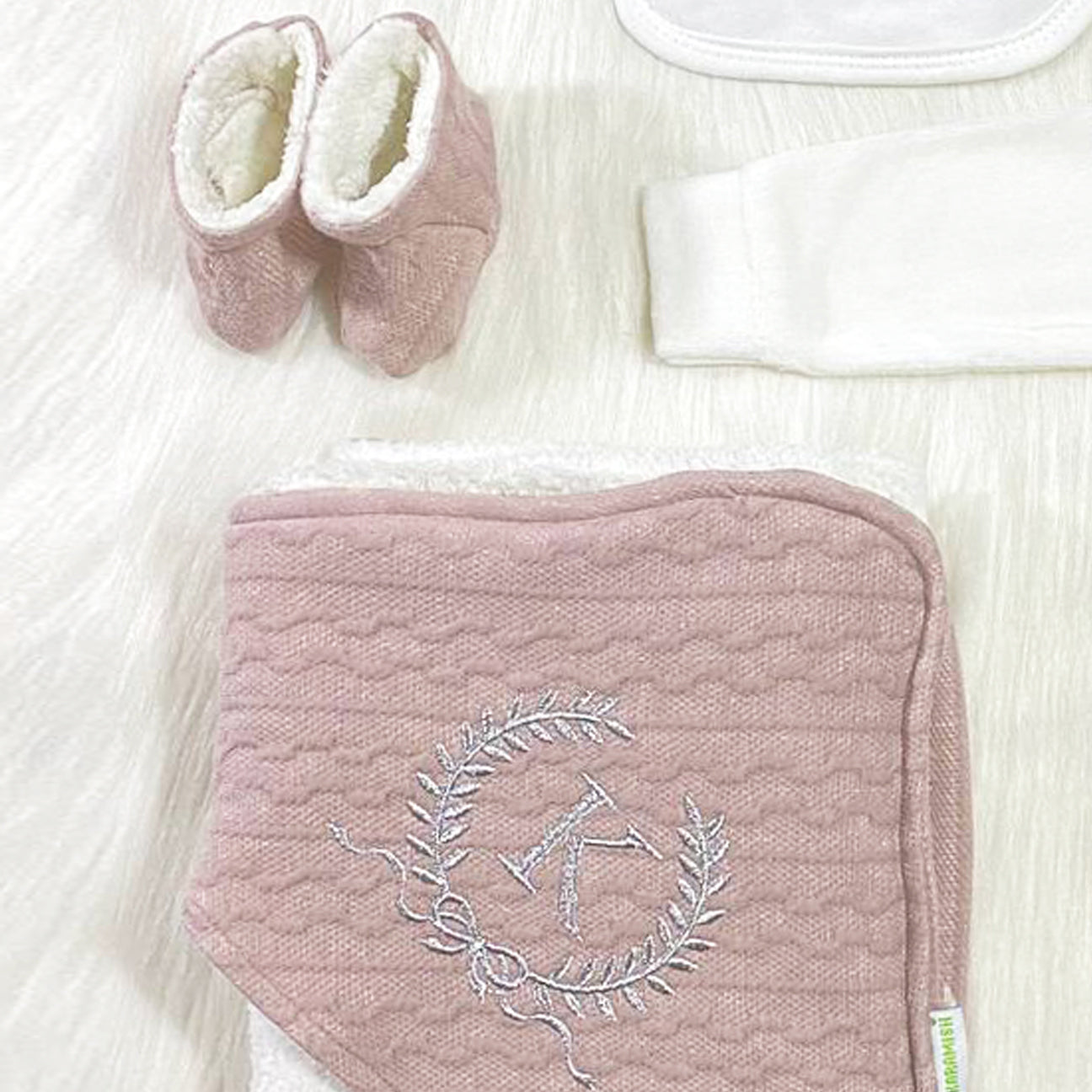 طقم المستشفى 5 قطع قطيفة شتوي مع كوفرته قطيفة مبطنة فرو