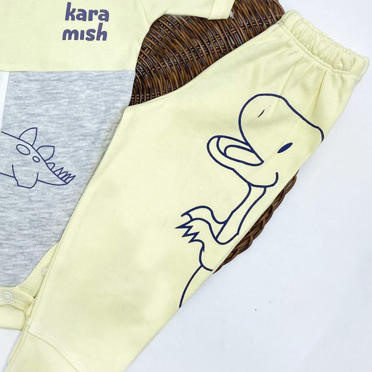 بجامة قطن لحديث الولادة