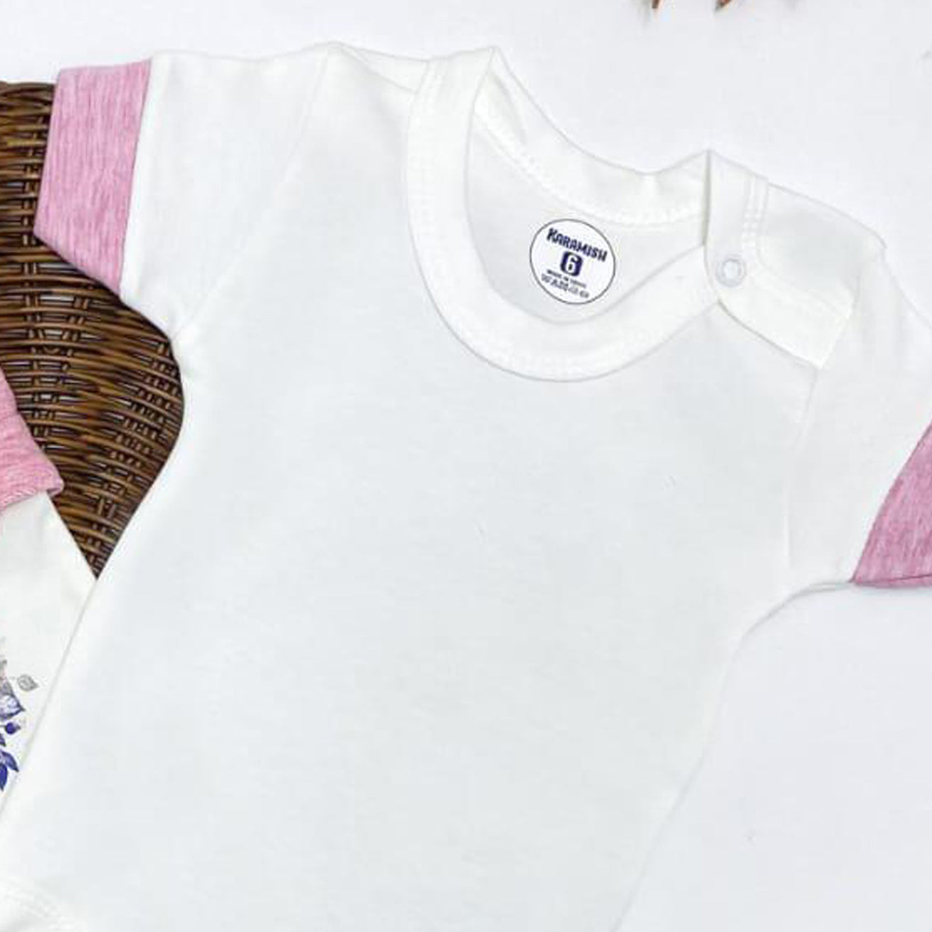 سالوبيت قطن مع تيشيرت لحديث الولادة