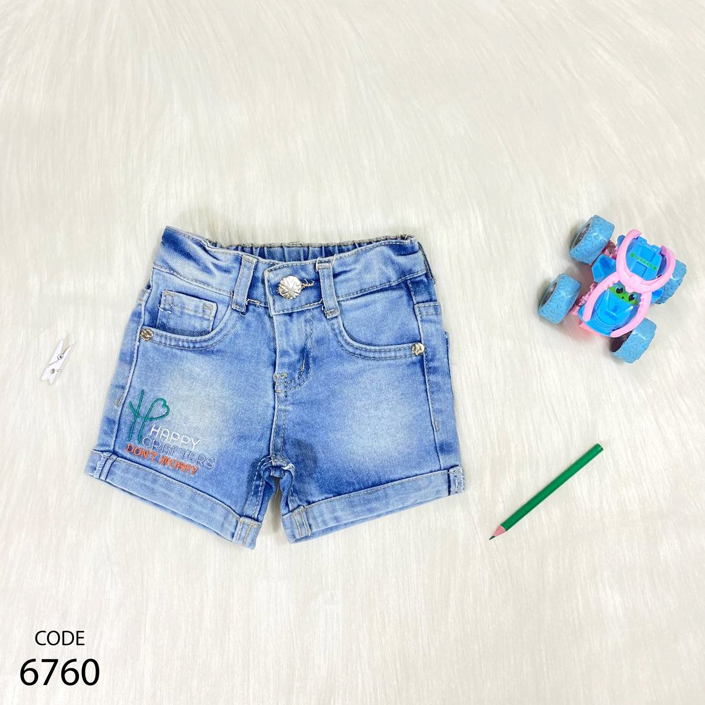 شورت جينز للأطفال