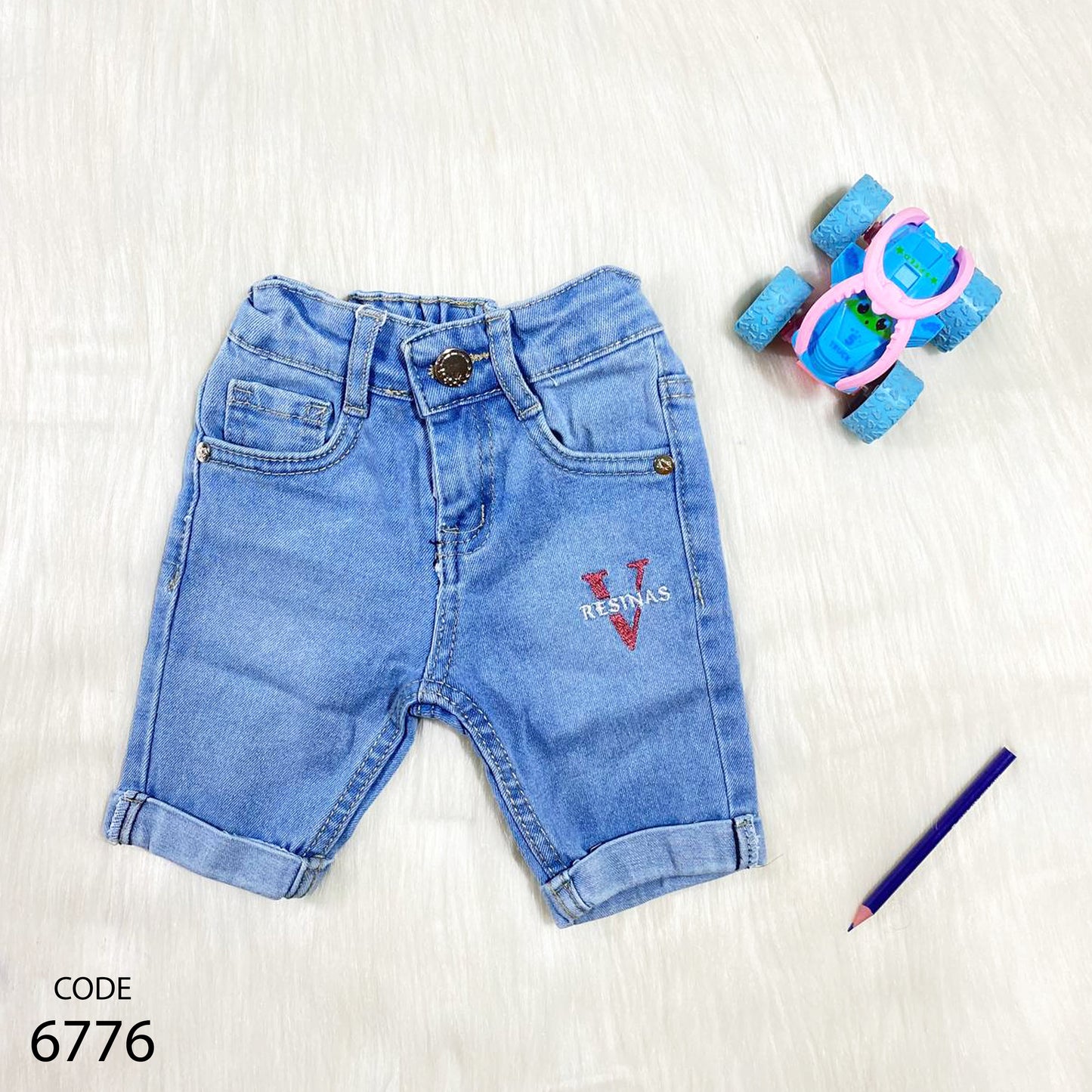 شورت جينز للأطفال