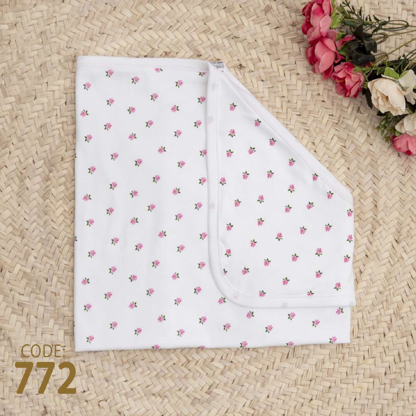 كوفرته قطن طبقتين لحديث الولادة