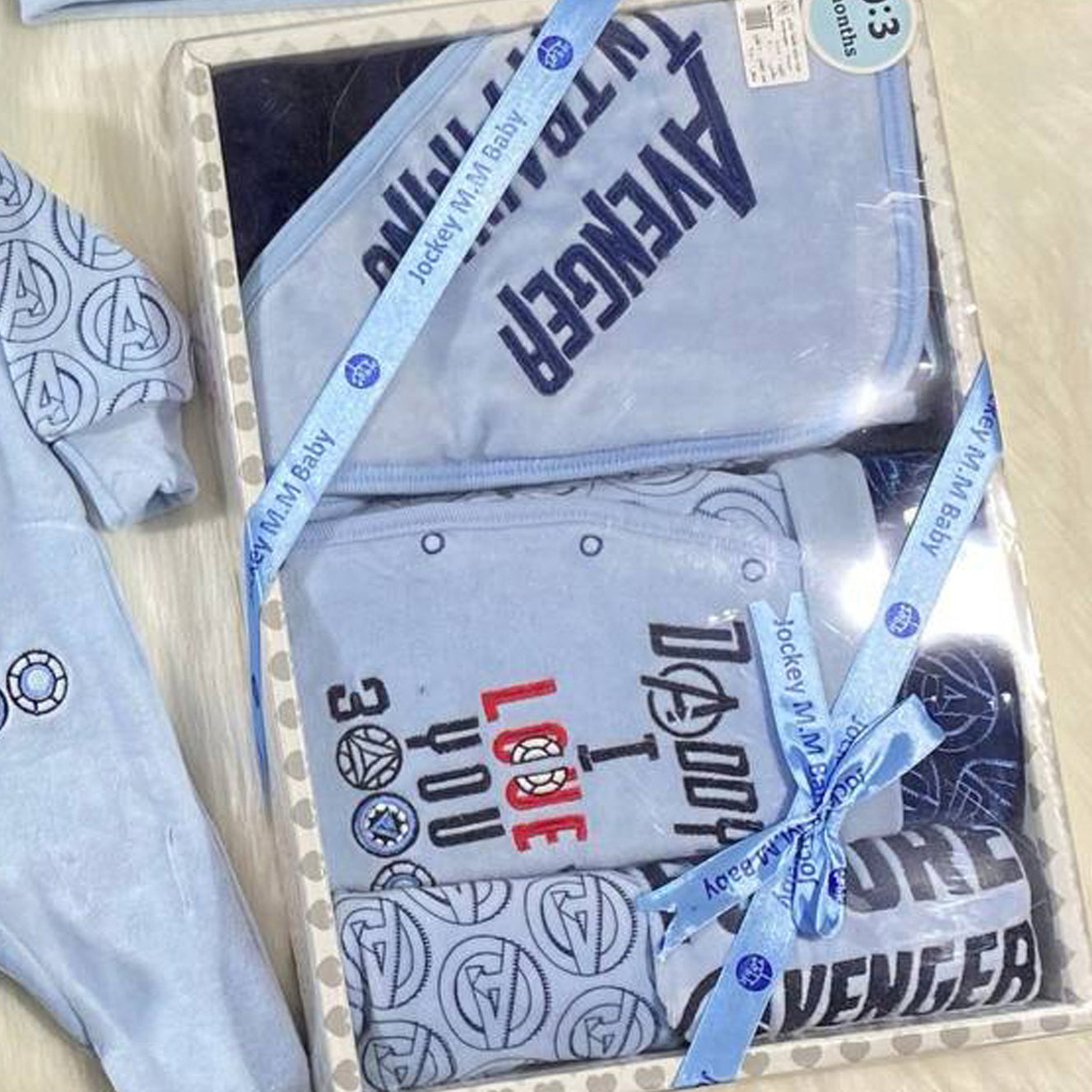 جيفت بوكس طقم السبوع والمستشفى 5 قطع قطيفة شتوي لحديث الولادة