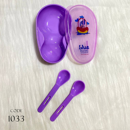طبق للأطفال مع ملعقة وشوكة وغطاء