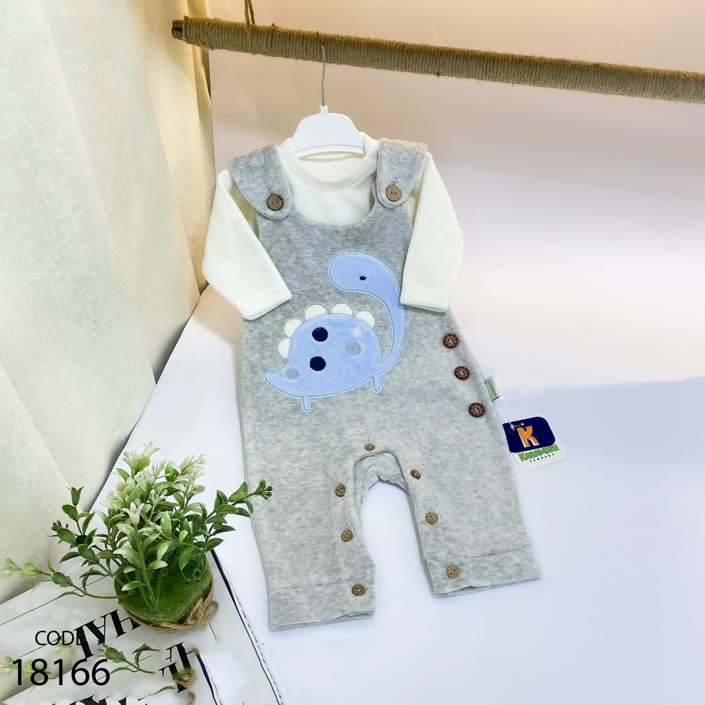 سالوبيت قطيفة مع تيشيرت شتوي لحديث الولادة