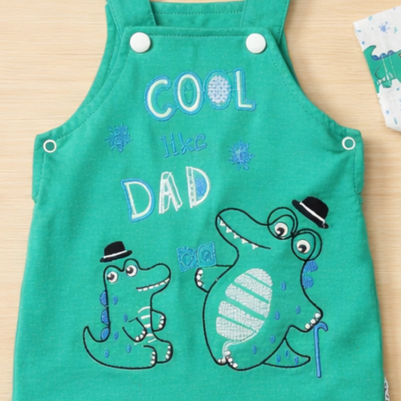 سالوبيت مع تيشيرت قطن لحديث الولادة