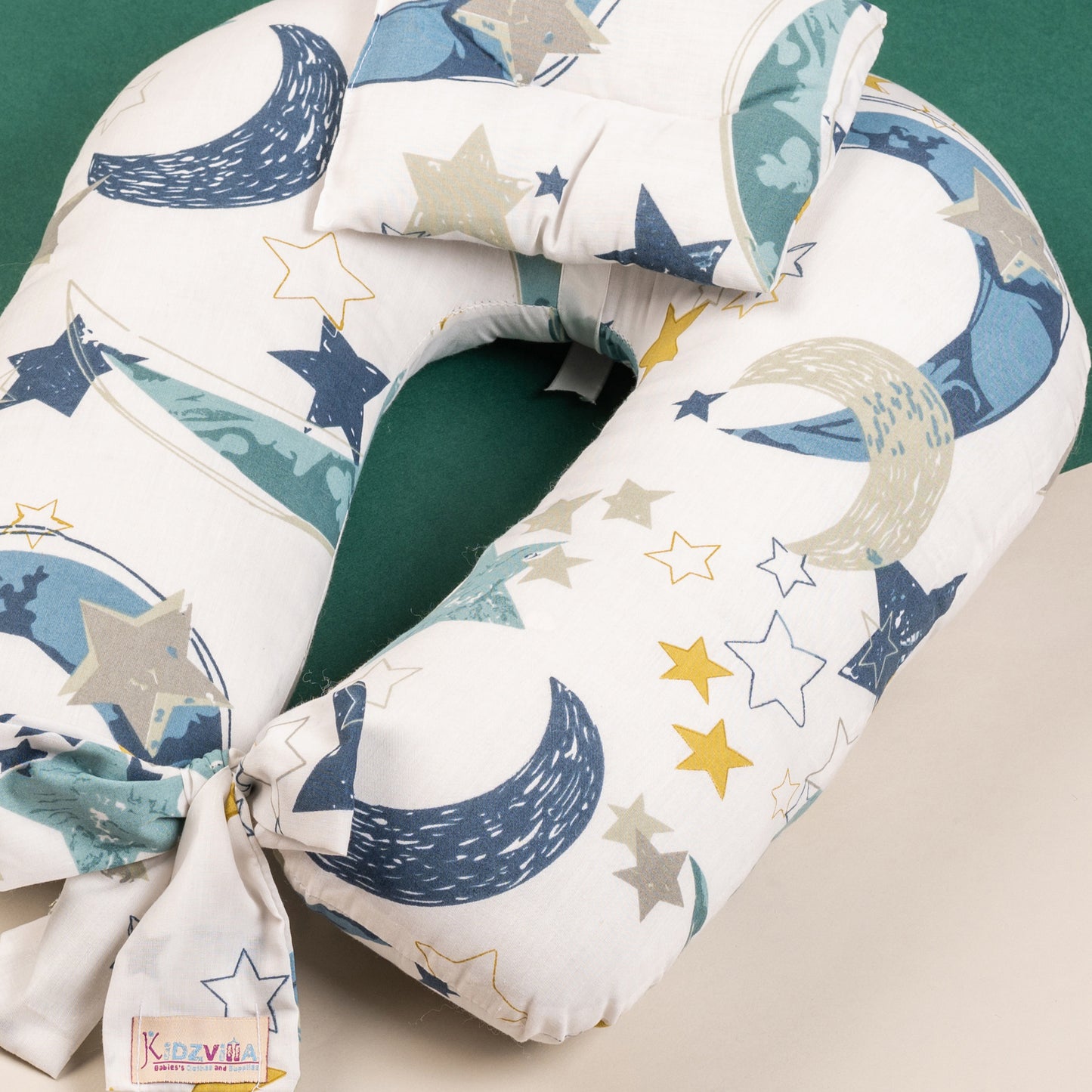 مخدة رضاعة مع مخدة رأس ورباط -  عرض 45 سم والطول 55 سم