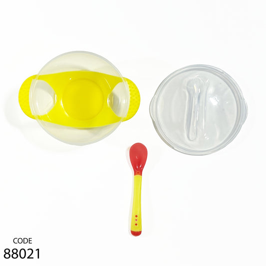 طبق للأطفال مع ملعقة