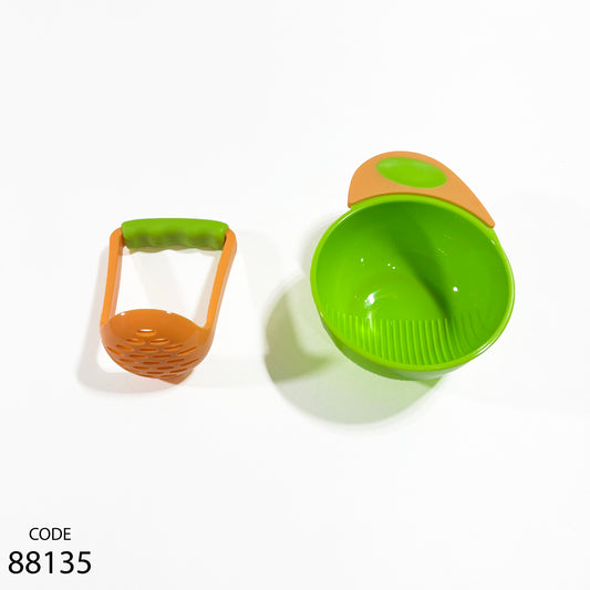 طبق مع هراسة للاطفال