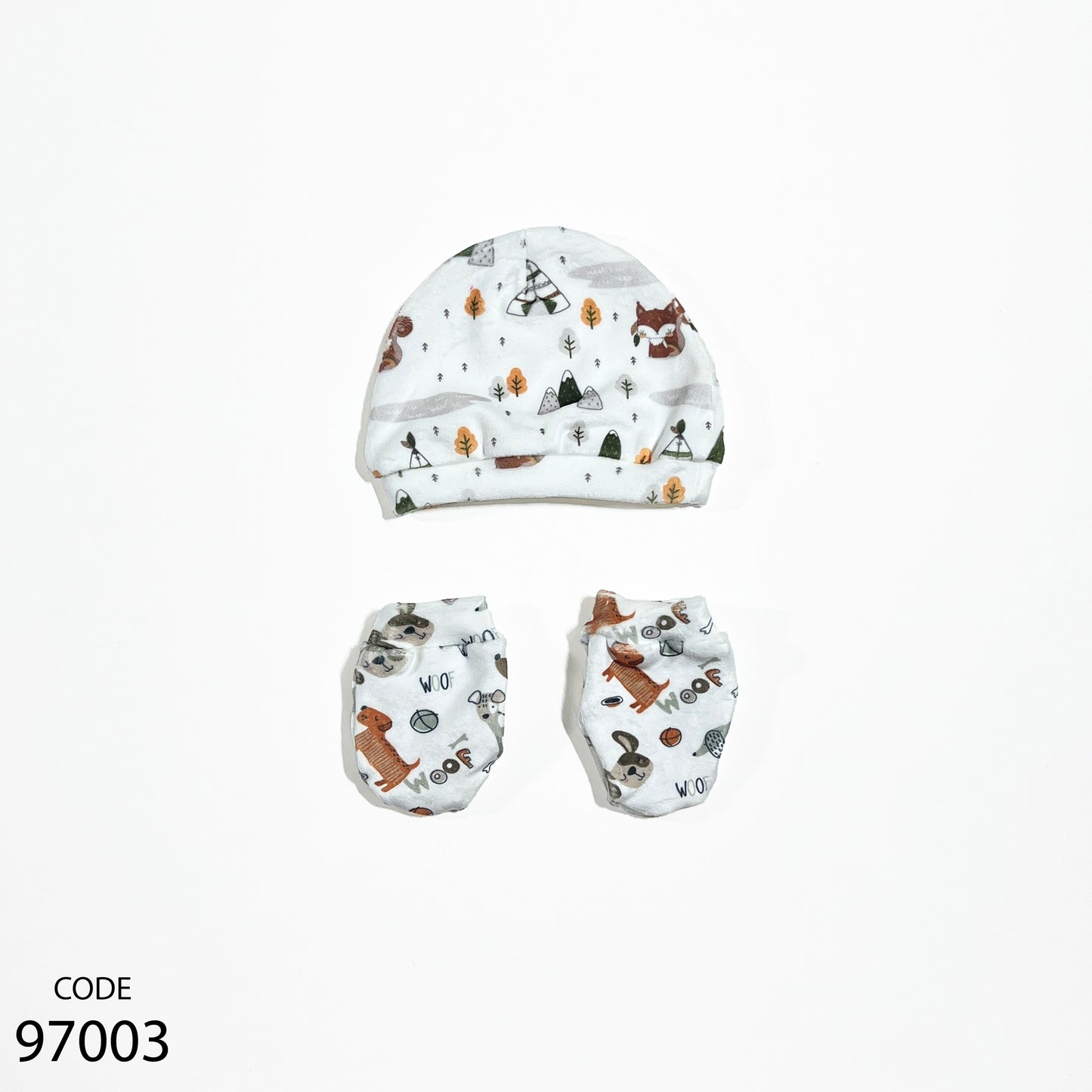 طقم طاقية مع جوانتي قطيفة لحديث الولادة