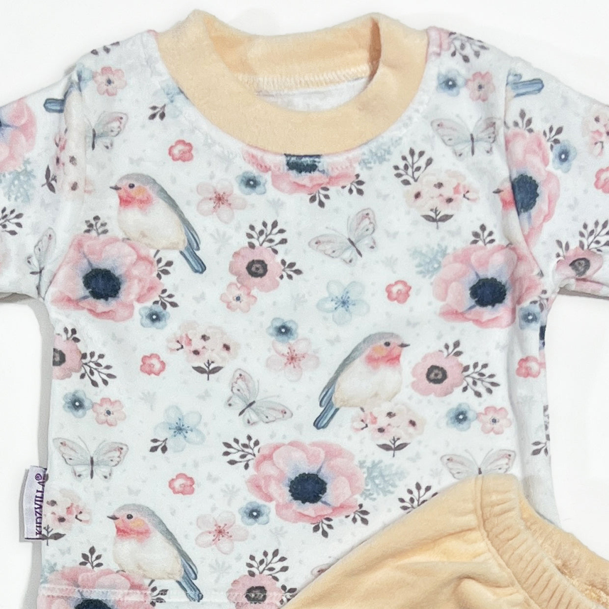 بجامة قطيفة لحديث الولادة من كيدزفيلا