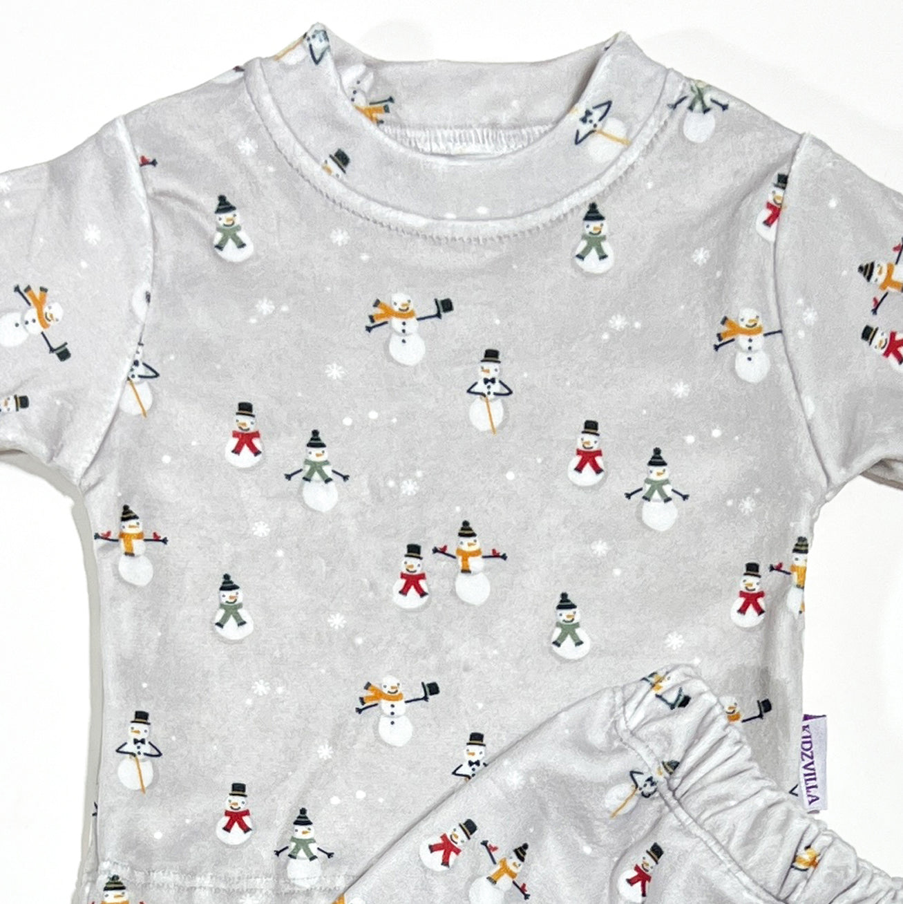 بجامة قطيفة لحديث الولادة من كيدزفيلا