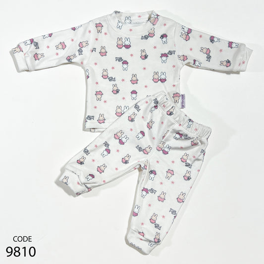 بجامة قطيفة لحديث الولادة من كيدزفيلا