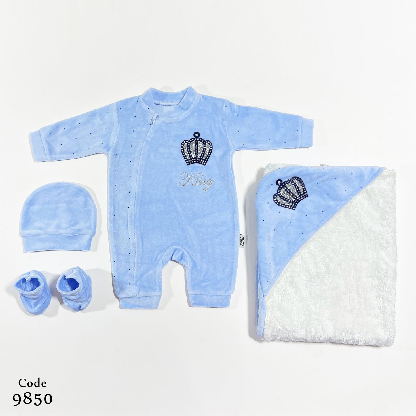 طقم المستشفى والسبوع 4 قطع قطيفة مع كوفرته مبطن فرو